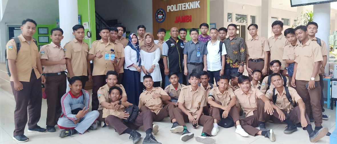 KUNJUNGAN INDUSTRI DARI SMKN 1 MUARO JAMBI