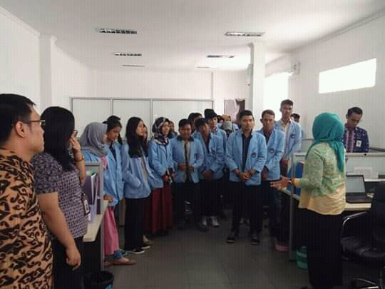 KUNJUNGAN & KULIAH UMUM BERSAMA OJK ( OTORITAS JASA KEUANGAN )