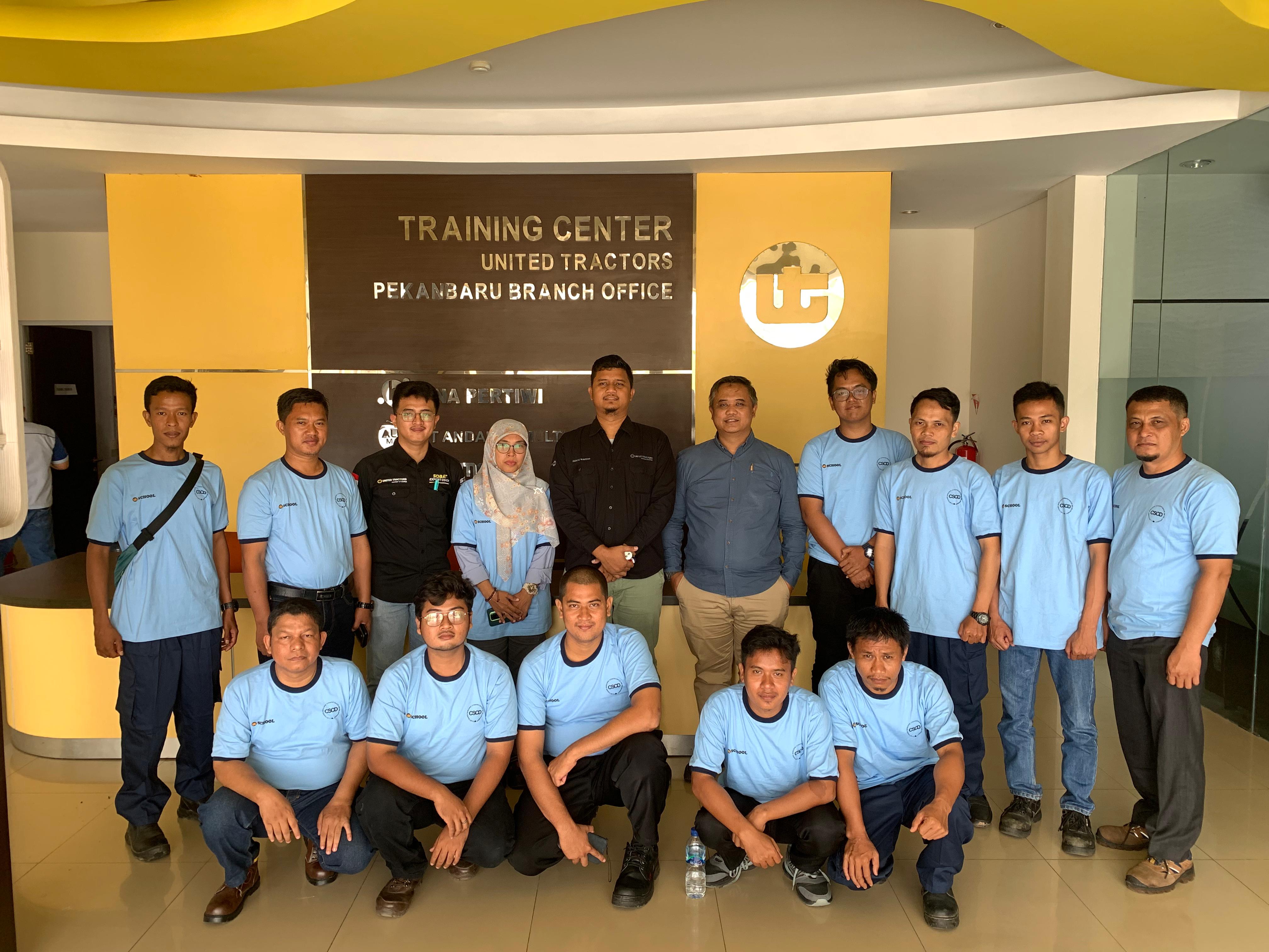 BASIC TRAINING CENTER (BTC) PERIODIC SERVICE SMALL EXCAVATOR PT. UNITED TRACTORS TBK CABANG PEKANBARU